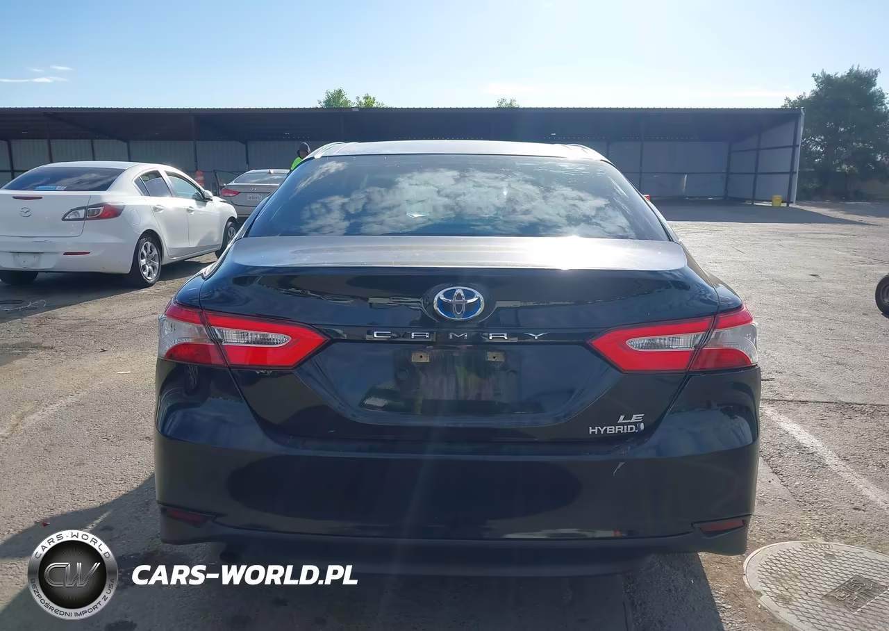 2018 Toyota Camry Hybrid Le VIN:4T1B31HK4JU500552 - 16