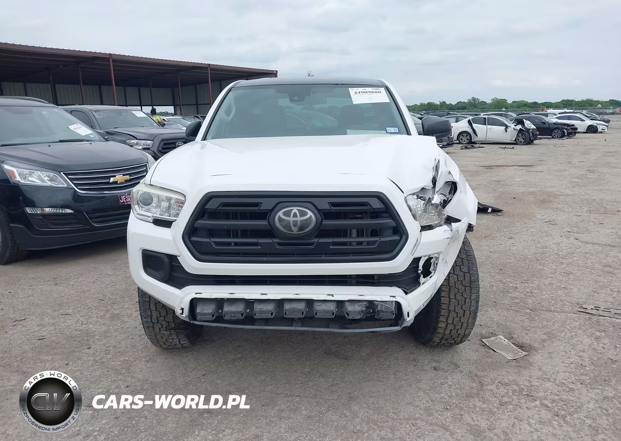 2018 Toyota Tacoma Sr VIN:5TFRX5GN9JX109762 - 12