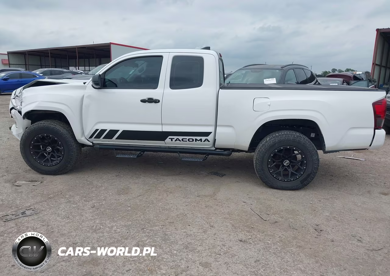 2018 Toyota Tacoma Sr VIN:5TFRX5GN9JX109762 - 14