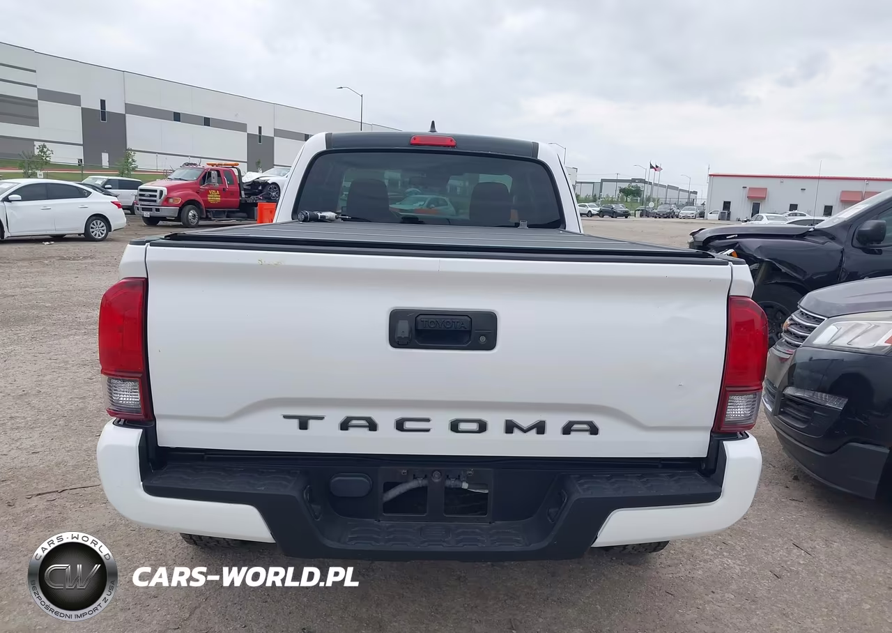 2018 Toyota Tacoma Sr VIN:5TFRX5GN9JX109762 - 16