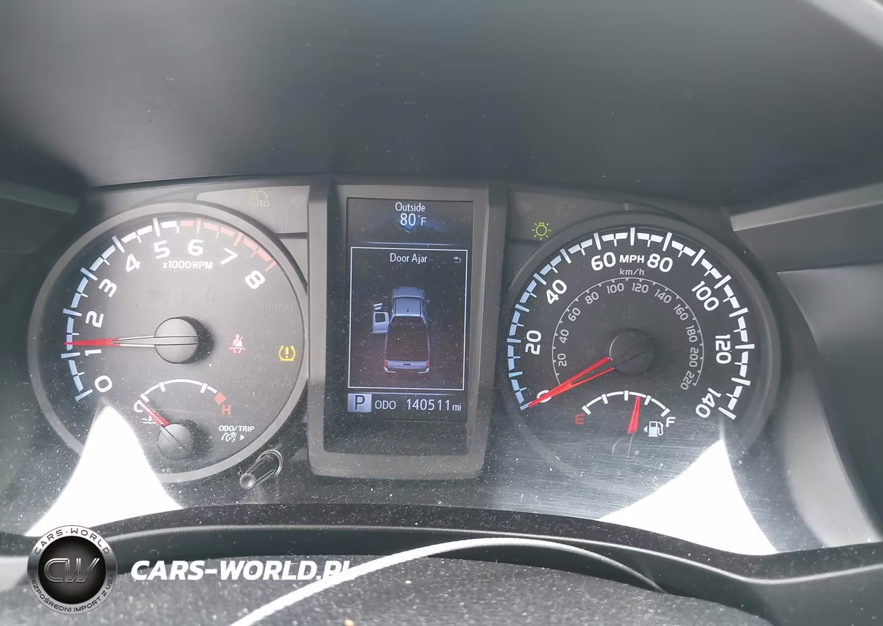2018 Toyota Tacoma Sr VIN:5TFRX5GN9JX109762 - 7
