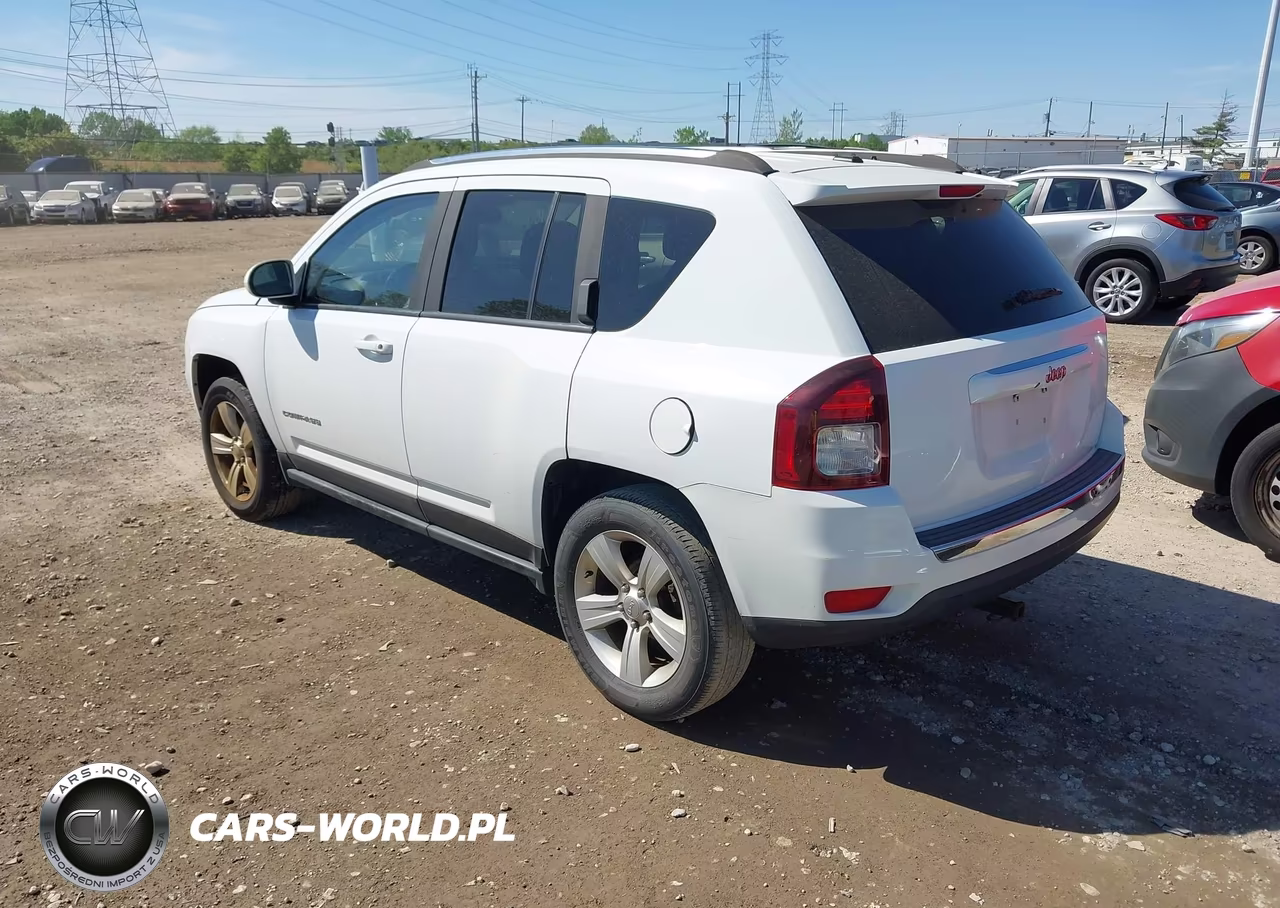 2015 Jeep Compass High Altitude Edition VIN:1C4NJDEB7FD208561 - 3