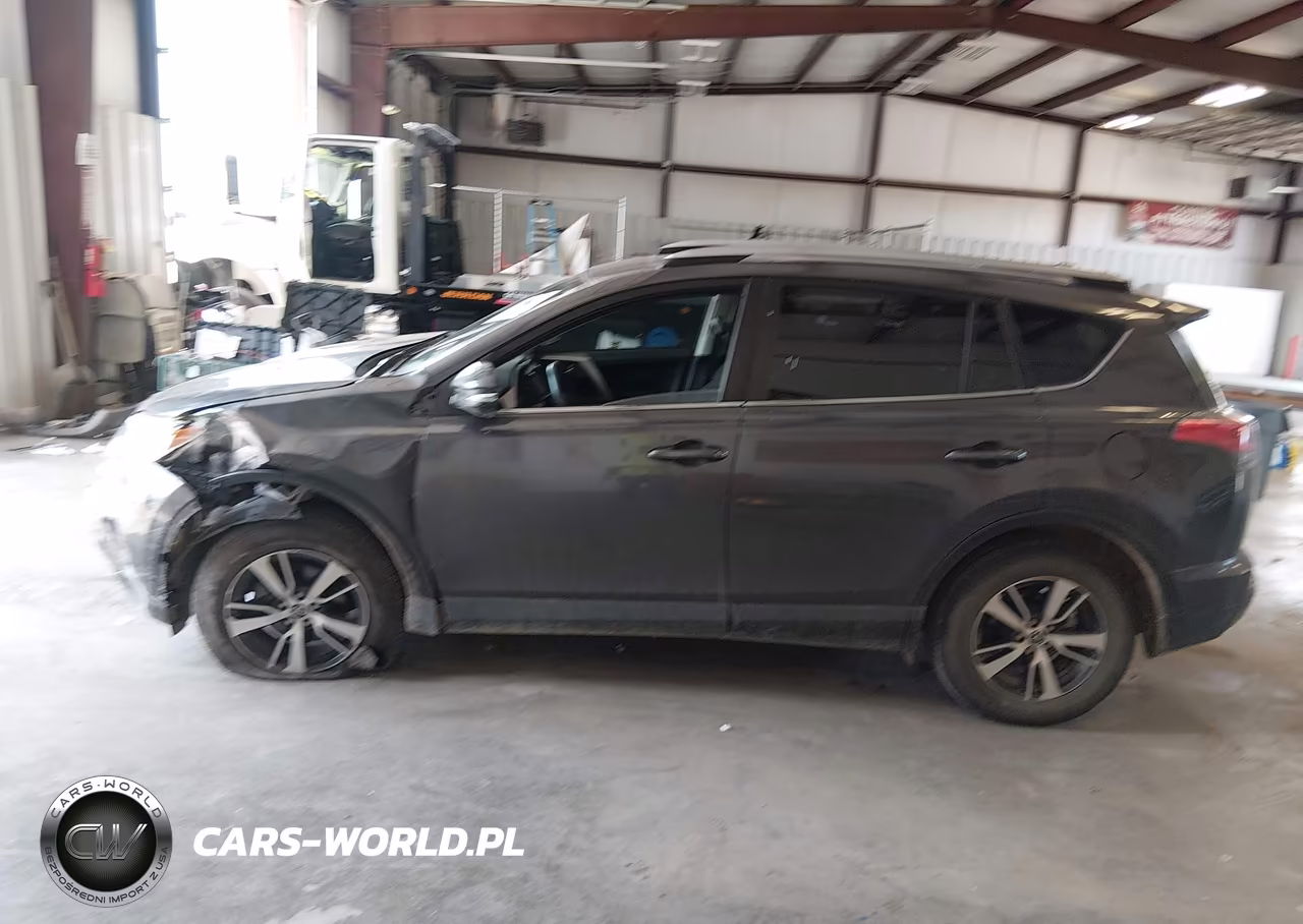2018 Toyota Rav4 Xle VIN:JTMWFREV4JJ203373 - 14
