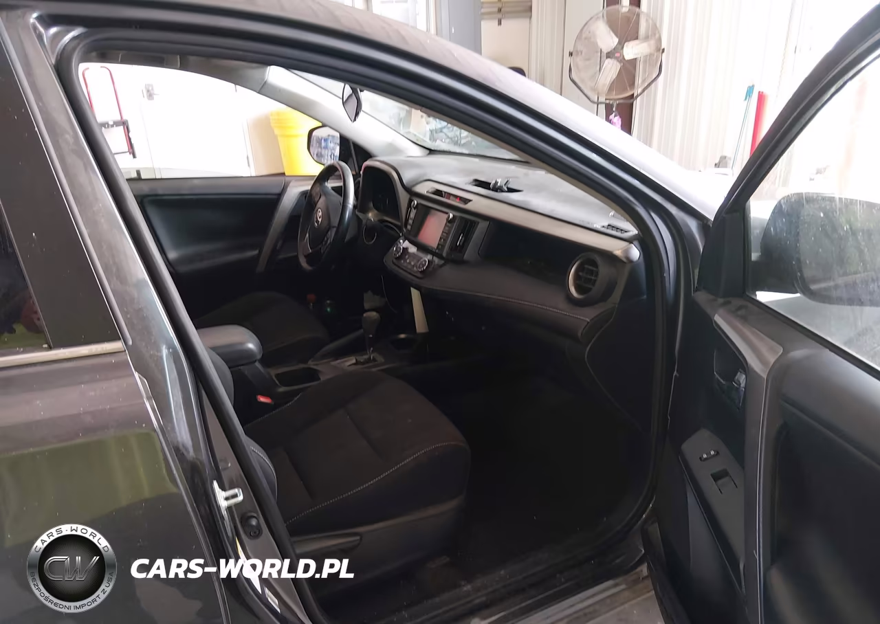 2018 Toyota Rav4 Xle VIN:JTMWFREV4JJ203373 - 5