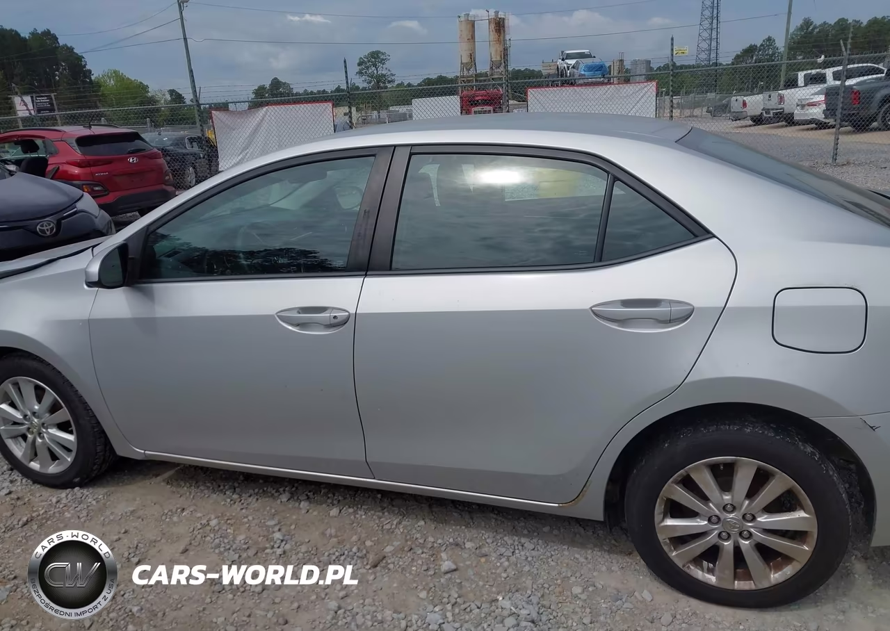 2017 Toyota Corolla Le VIN:5YFBURHE6HP651605 - 14