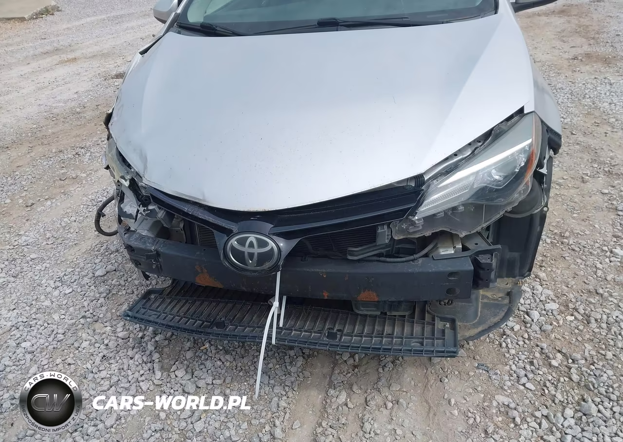 2017 Toyota Corolla Le VIN:5YFBURHE6HP651605 - 6