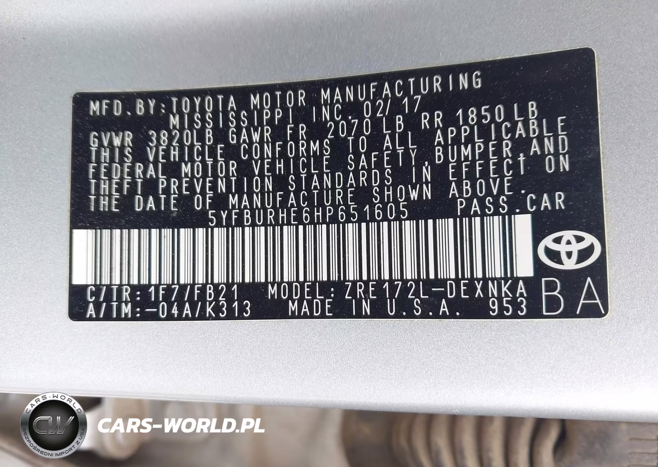 2017 Toyota Corolla Le VIN:5YFBURHE6HP651605 - 9