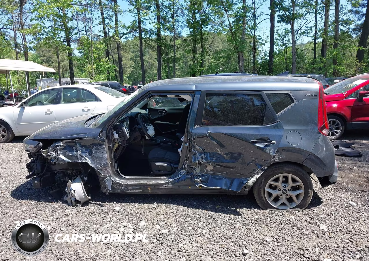 2020 Kia Soul S VIN:KNDJ23AU5L7003389 - 15