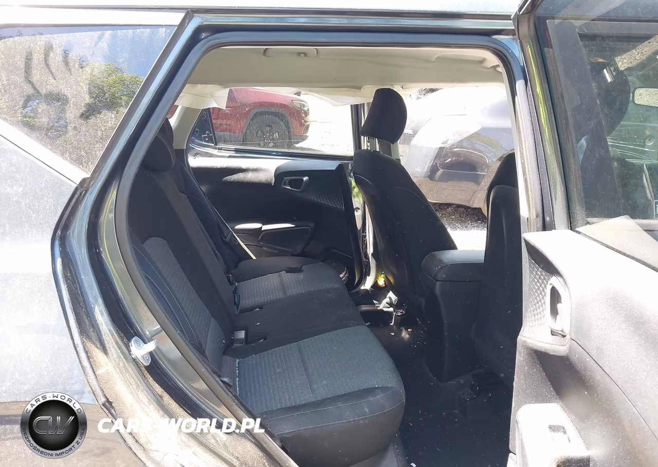 2020 Kia Soul S VIN:KNDJ23AU5L7003389 - 8