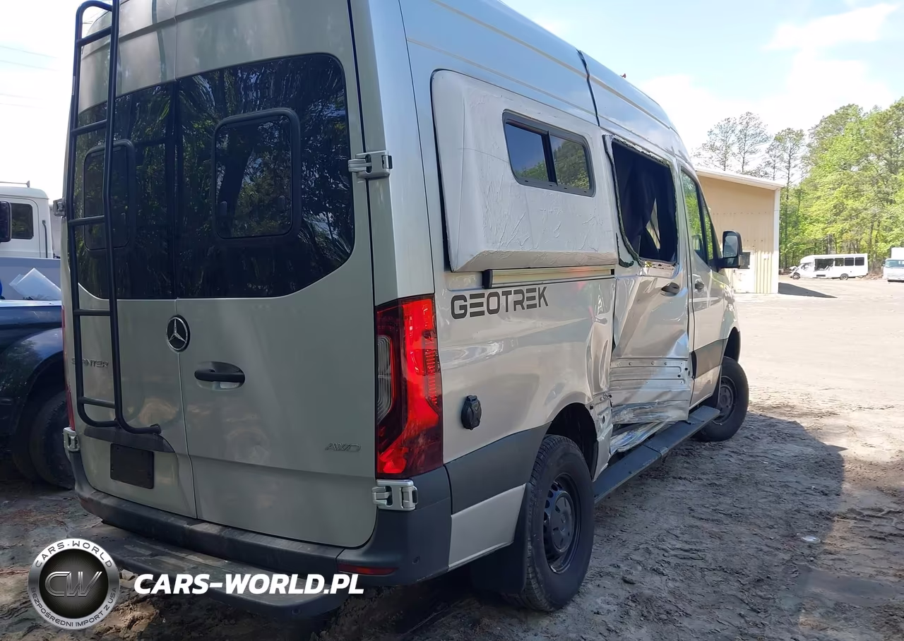 2024 Mercedes-Benz Sprinter 2500 Standard Roof 4-Cyl Diesel Ho VIN:W1Y4NBVY1RT156147 - 4