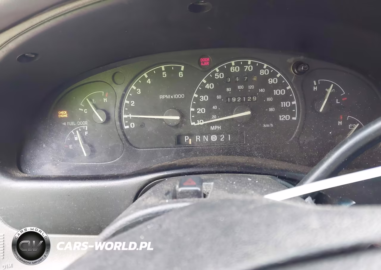 2000 Mazda B3000 Se-Tl VIN:4F4YR16V0YTM21686 - 7