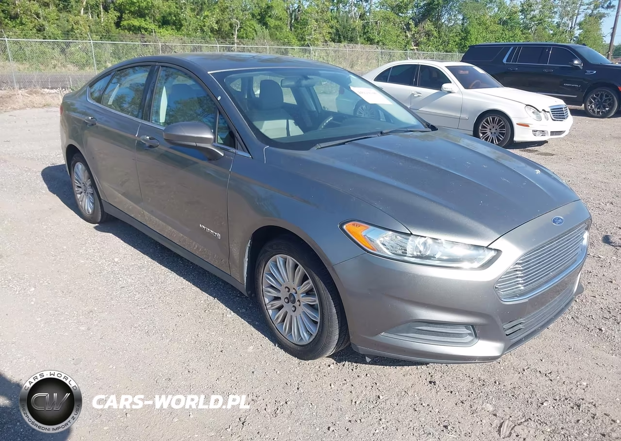 2014 Ford Fusion Hybrid S