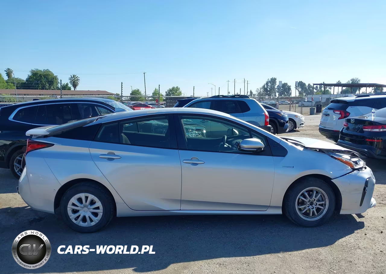 2022 Toyota Prius Le VIN:JTDKAMFU0N3159016 - 14
