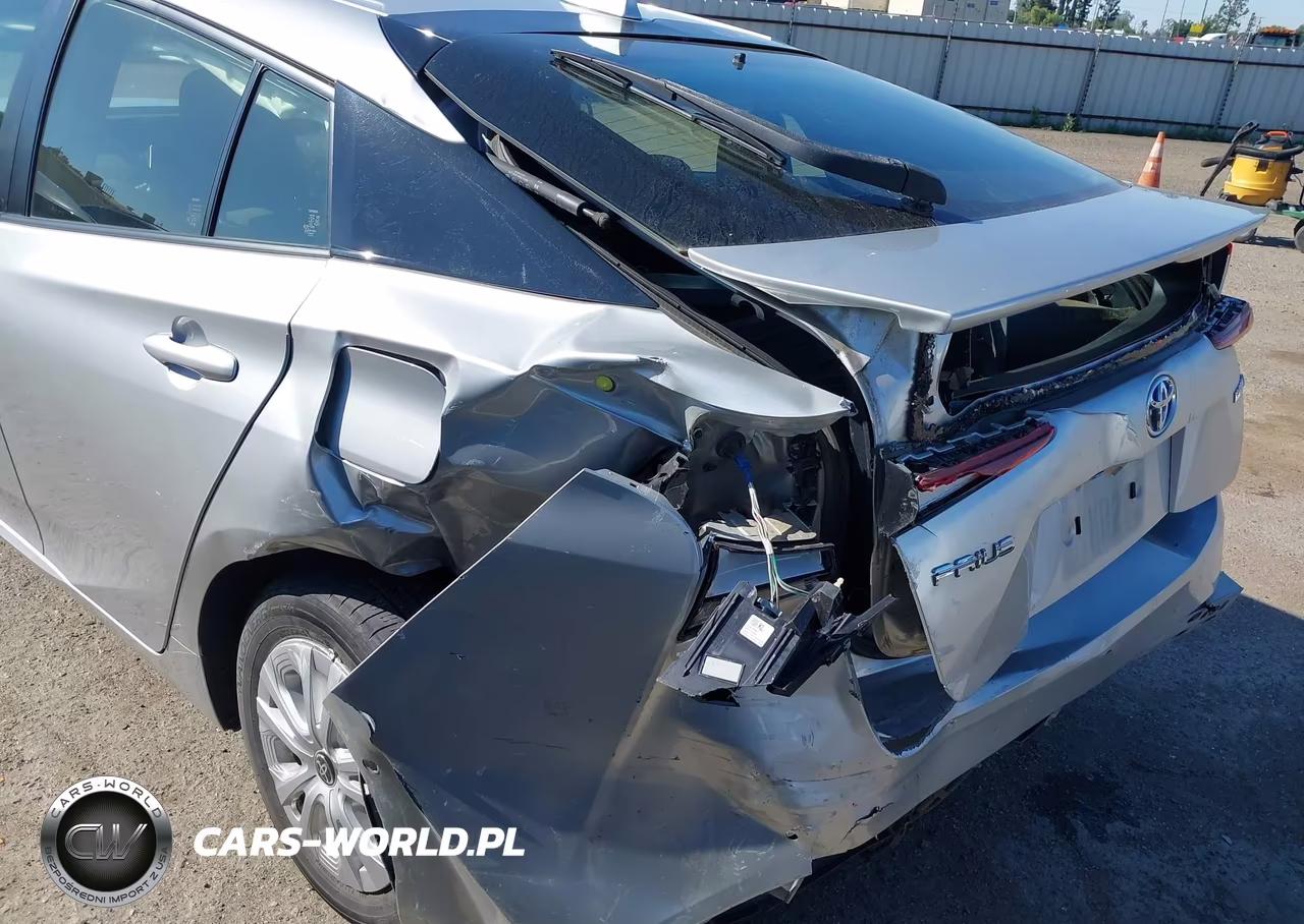 2022 Toyota Prius Le VIN:JTDKAMFU0N3159016 - 18