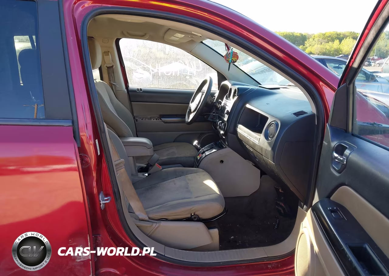 2011 Jeep Compass VIN:1J4NF1FB5BD216628 - 5