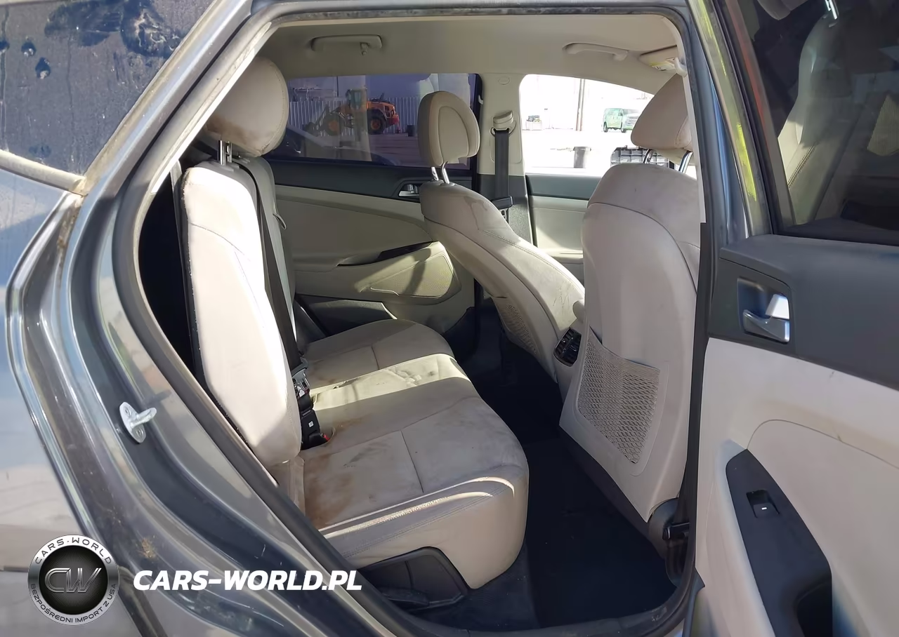 2017 Hyundai Tucson Sport VIN:KM8J33A20HU428857 - 8