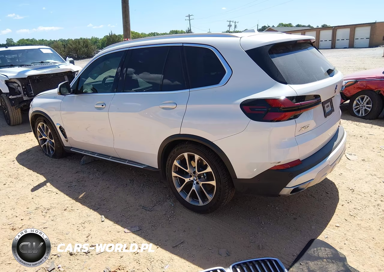 2024 BMW X5 xDrive40I VIN:5UX23EU04R9U60017 - 3