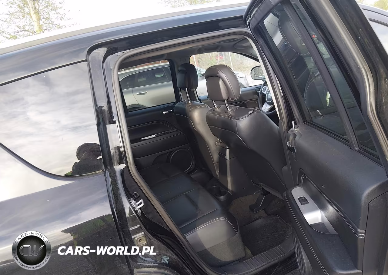 2017 Jeep Compass High Altitude 4X4 VIN:1C4NJDEB0HD127288 - 8