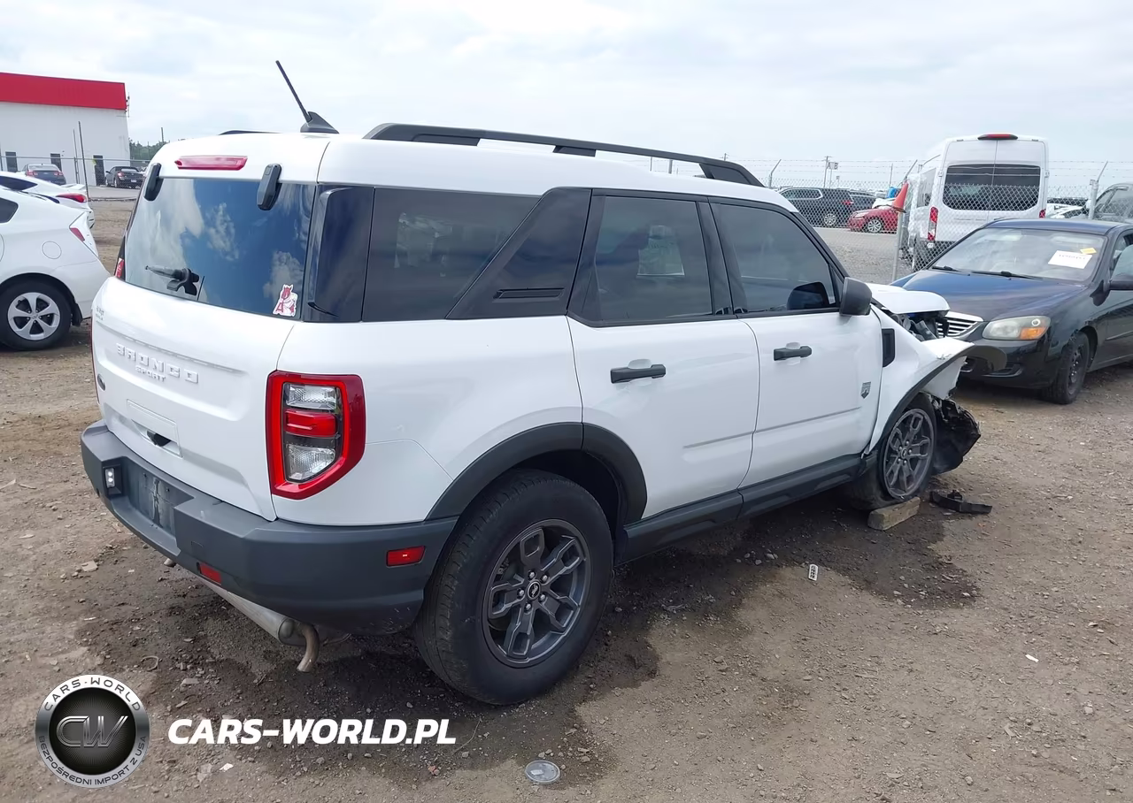 2022 Ford Bronco Sport Big Bend VIN:3FMCR9B68NRD35597 - 4