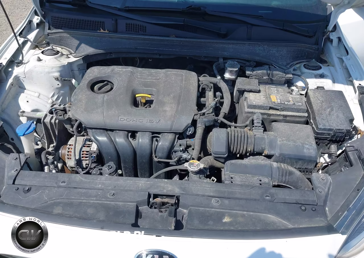2021 Kia Forte Gt-Line VIN:3KPF34AD3ME394391 - 10