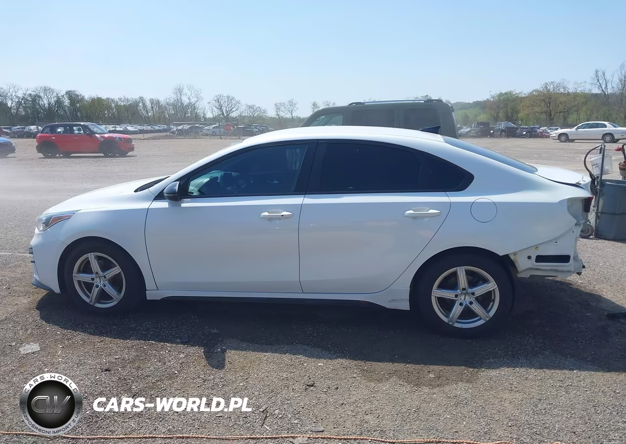 2021 Kia Forte Gt-Line VIN:3KPF34AD3ME394391 - 15
