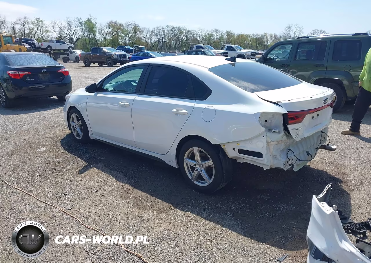 2021 Kia Forte Gt-Line VIN:3KPF34AD3ME394391 - 3