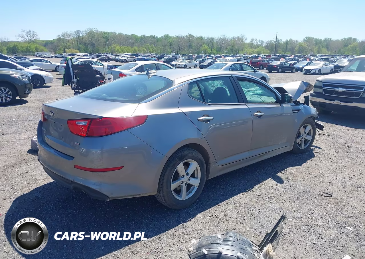 2015 Kia Optima Lx VIN:5XXGM4A74FG515502 - 4