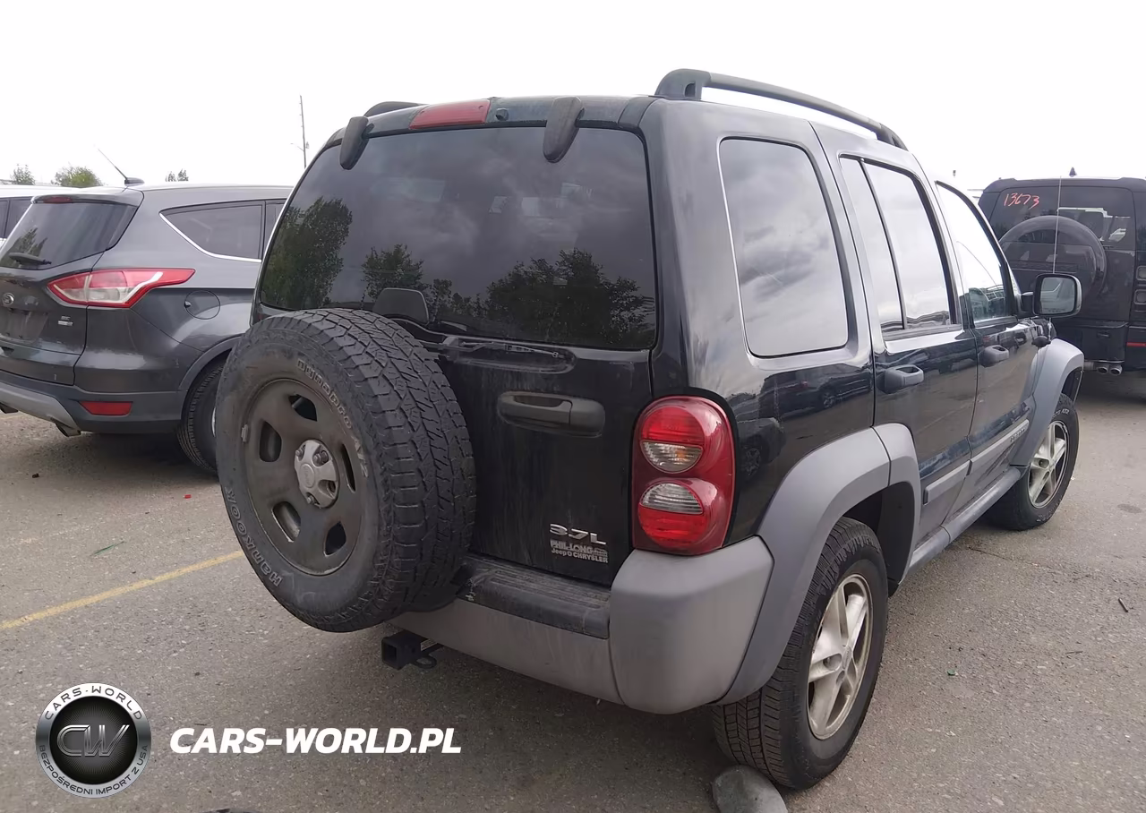 2005 Jeep Liberty Sport VIN:1J4GL48K15W545626 - 4