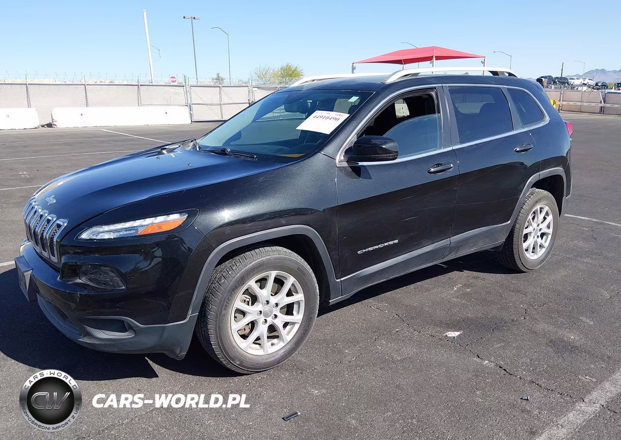 2016 Jeep Cherokee Latitude VIN:1C4PJMCB5GW214151 - 2