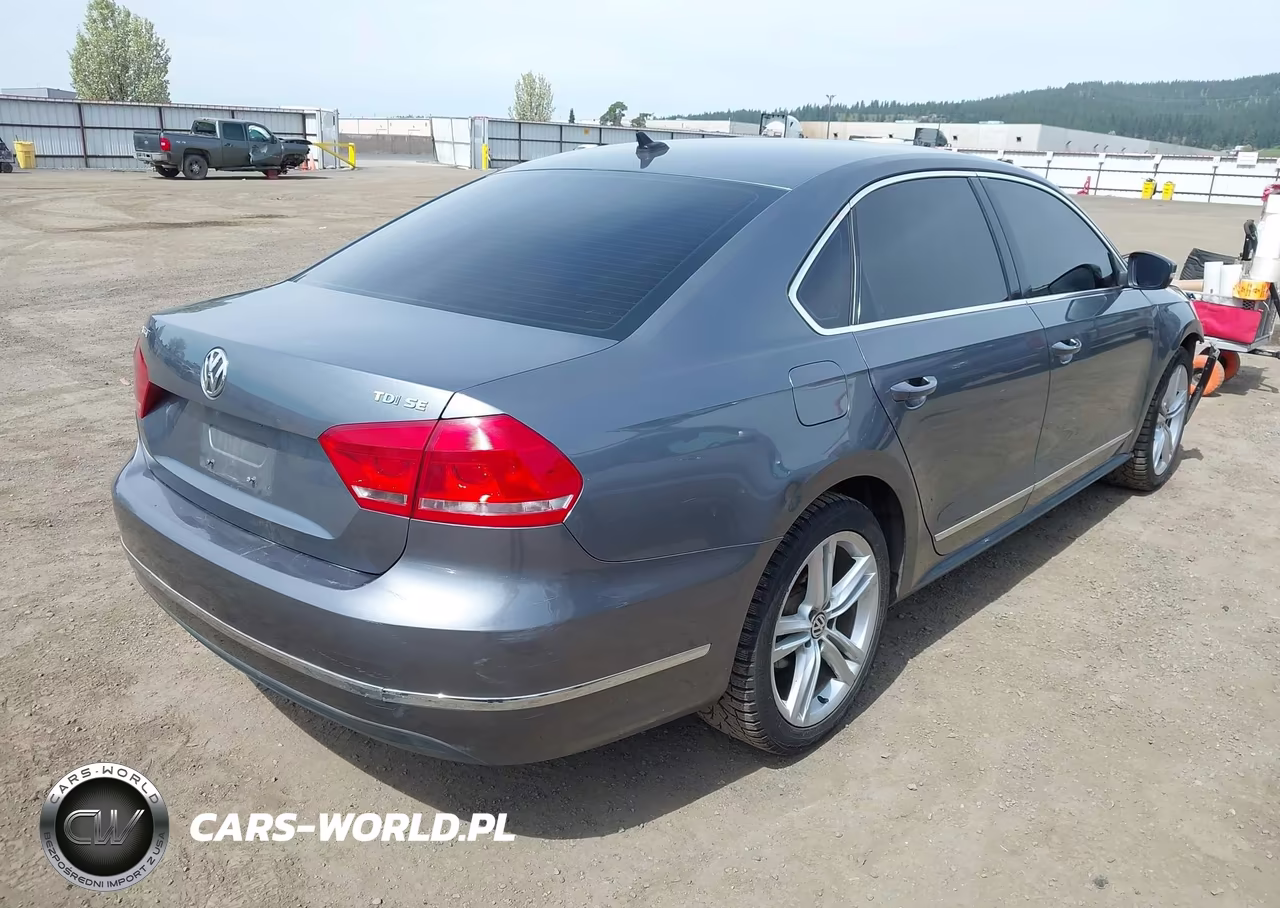 2014 Volkswagen Passat 2.0L Tdi Se VIN:1VWBN7A34EC046607 - 4