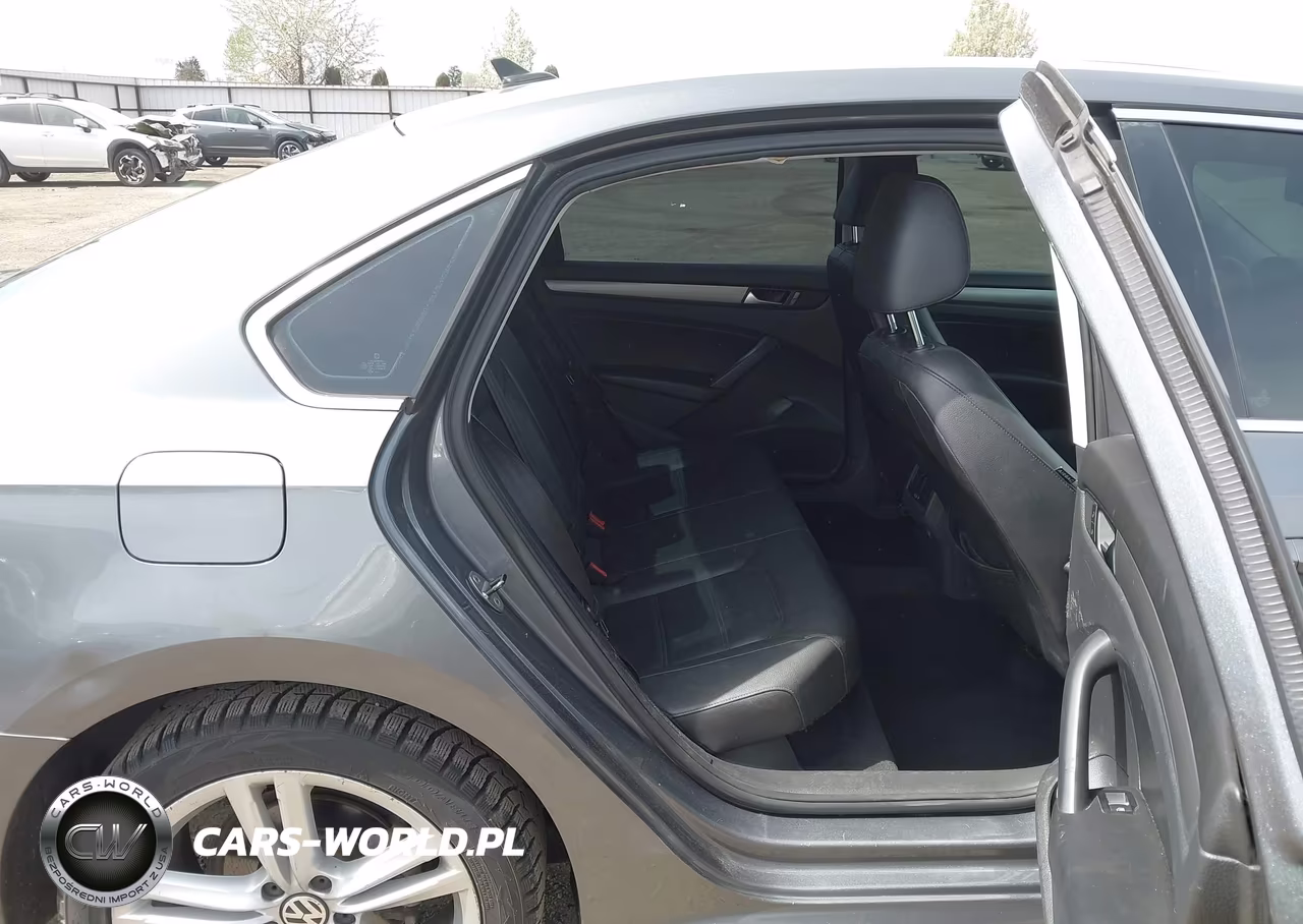 2014 Volkswagen Passat 2.0L Tdi Se VIN:1VWBN7A34EC046607 - 8