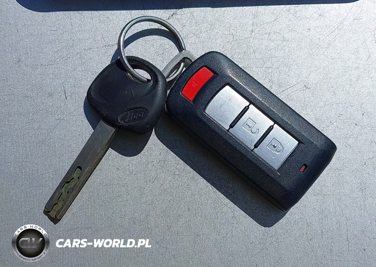2018 Kia Rio S VIN:3KPA24AB9JE120054 - 11