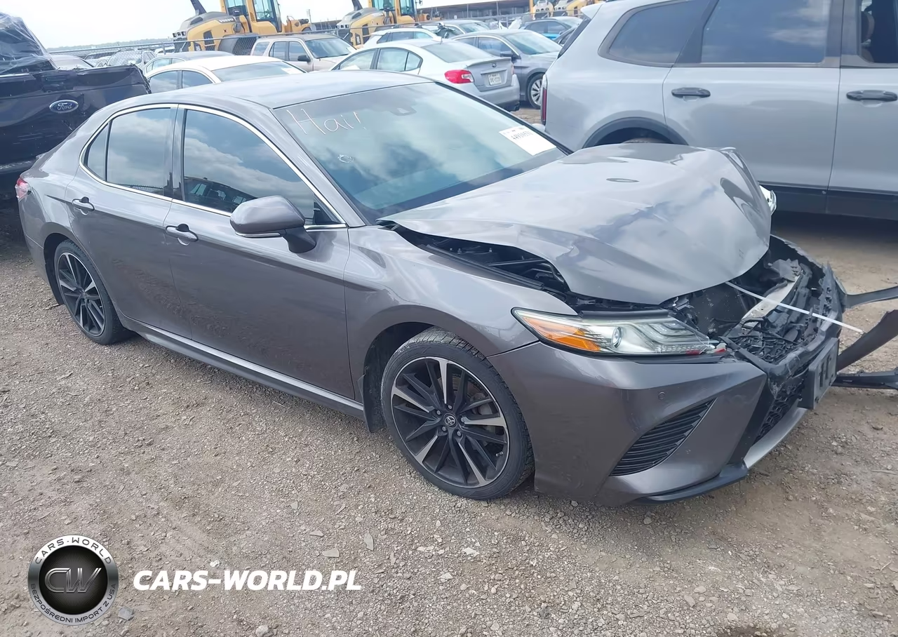2018 Toyota Camry Xse – zdjęcie 1 z 16