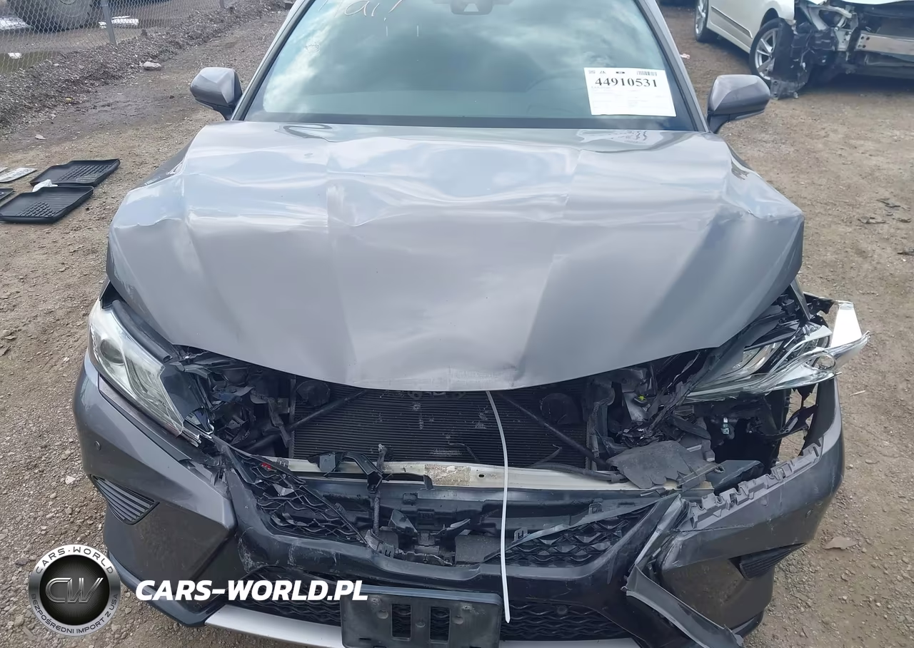 2018 Toyota Camry Xse VIN:4T1B61HK1JU090283 - 12