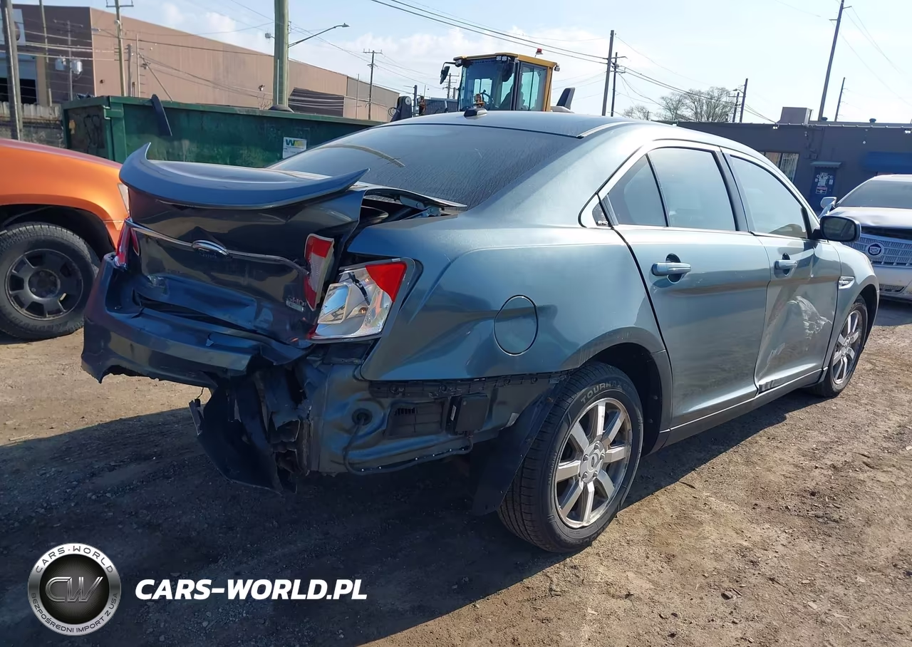 2010 Ford Taurus Sho VIN:1FAHP2KT2AG101850 - 4
