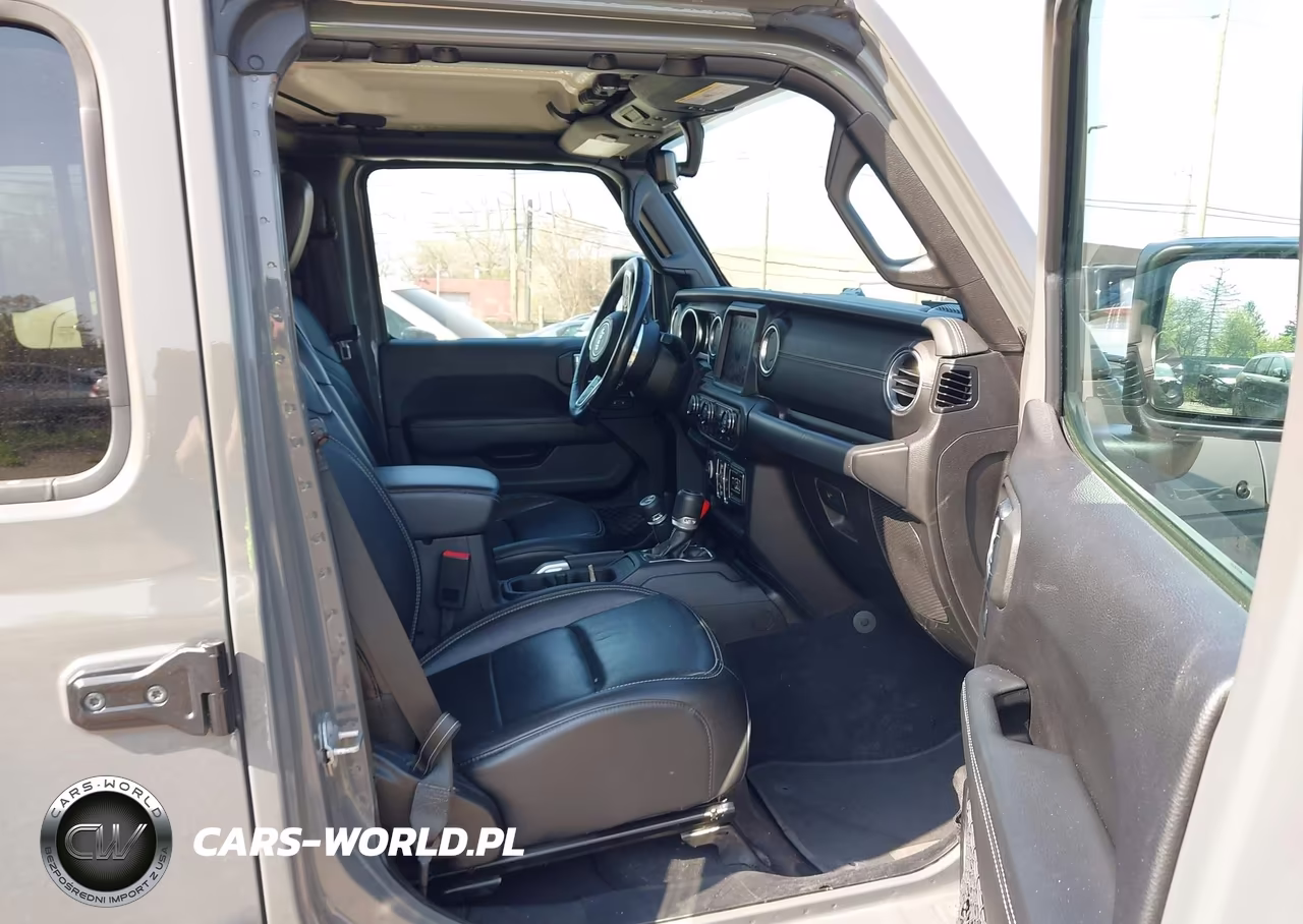 2019 Jeep Wrangler Unlimited Sahara VIN:1C4HJXEG4KW631557 - 5
