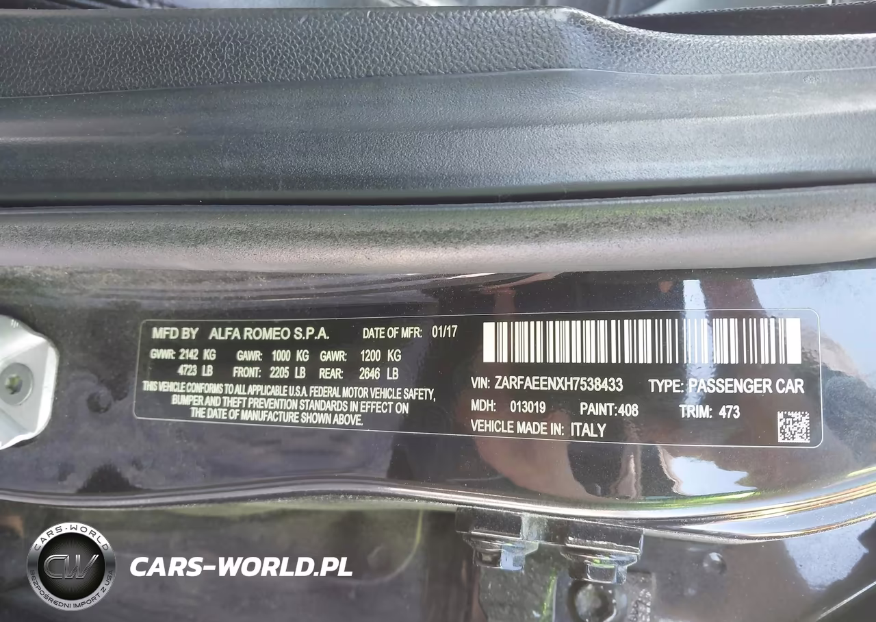 2017 Alfa Romeo Giulia Ti Awd VIN:ZARFAEENXH7538433 - 9