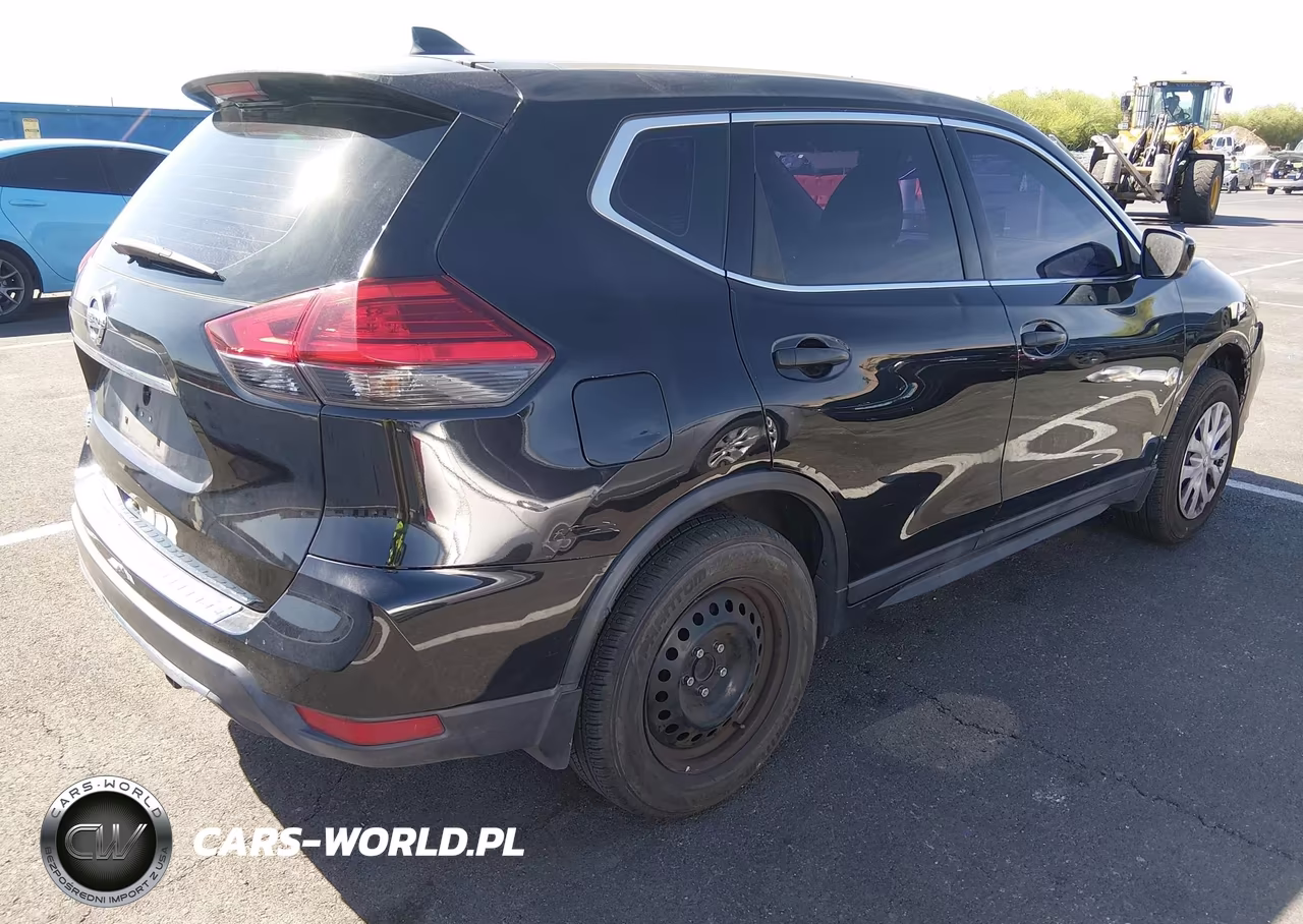 2017 Nissan Rogue S VIN:5N1AT2MT2HC778186 - 4