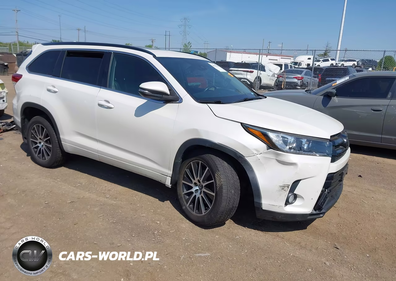 2018 Toyota Highlander Se