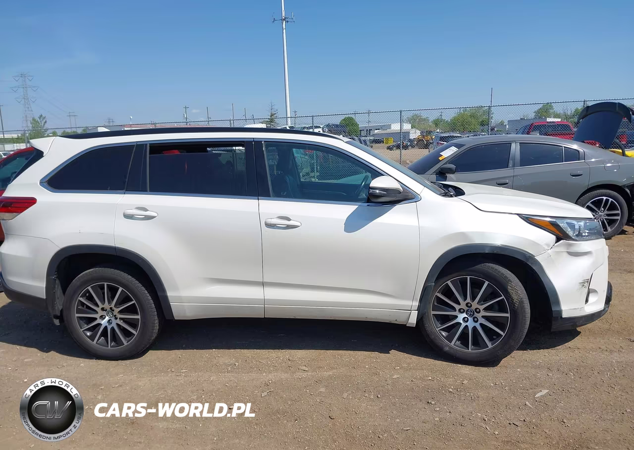 2018 Toyota Highlander Se VIN:5TDJZRFH3JS536757 - 13