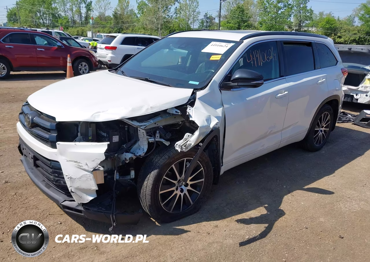 2018 Toyota Highlander Se VIN:5TDJZRFH3JS536757 - 2