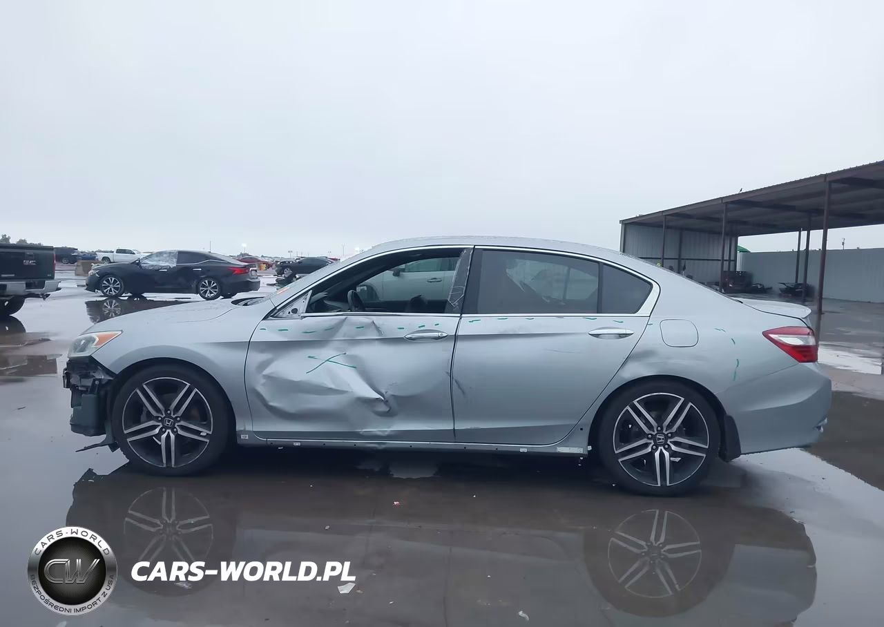 2016 Honda Accord Sport VIN:1HGCR2F56GA210965 - 15
