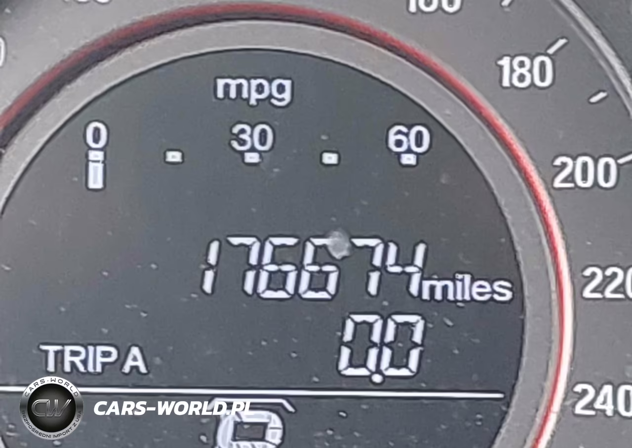 2016 Honda Accord Sport VIN:1HGCR2F56GA210965 - 16