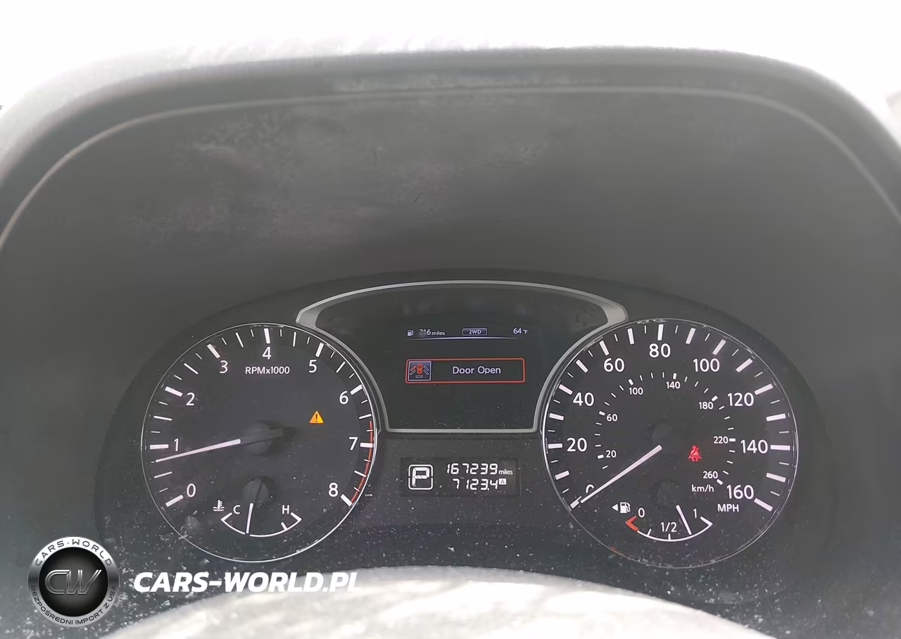 2014 Nissan Pathfinder S VIN:5N1AR2MM0EC682236 - 7