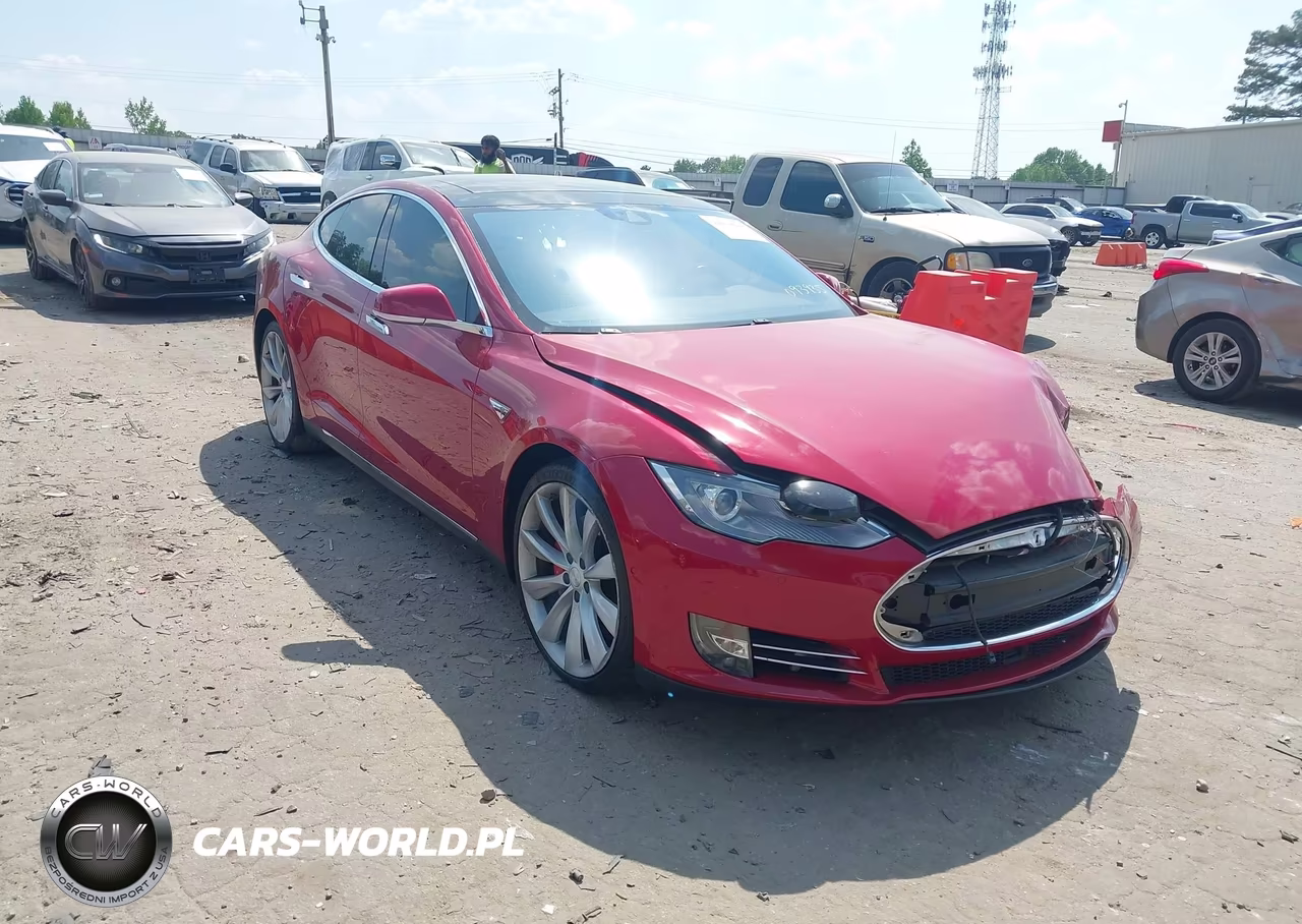 2015 Tesla Model S 85D-P85D