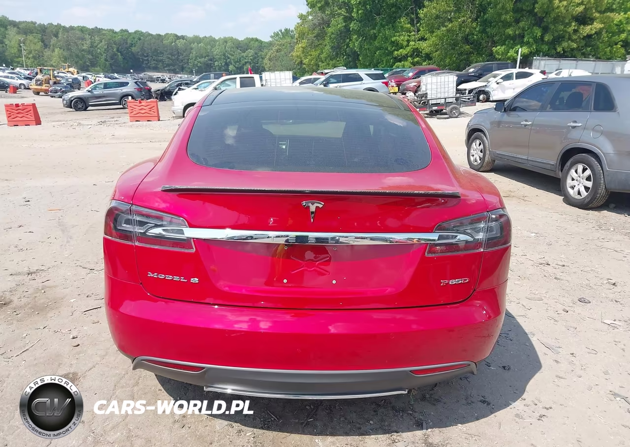 2015 Tesla Model S 85D-P85D VIN:5YJSA1H45FF093935 - 15