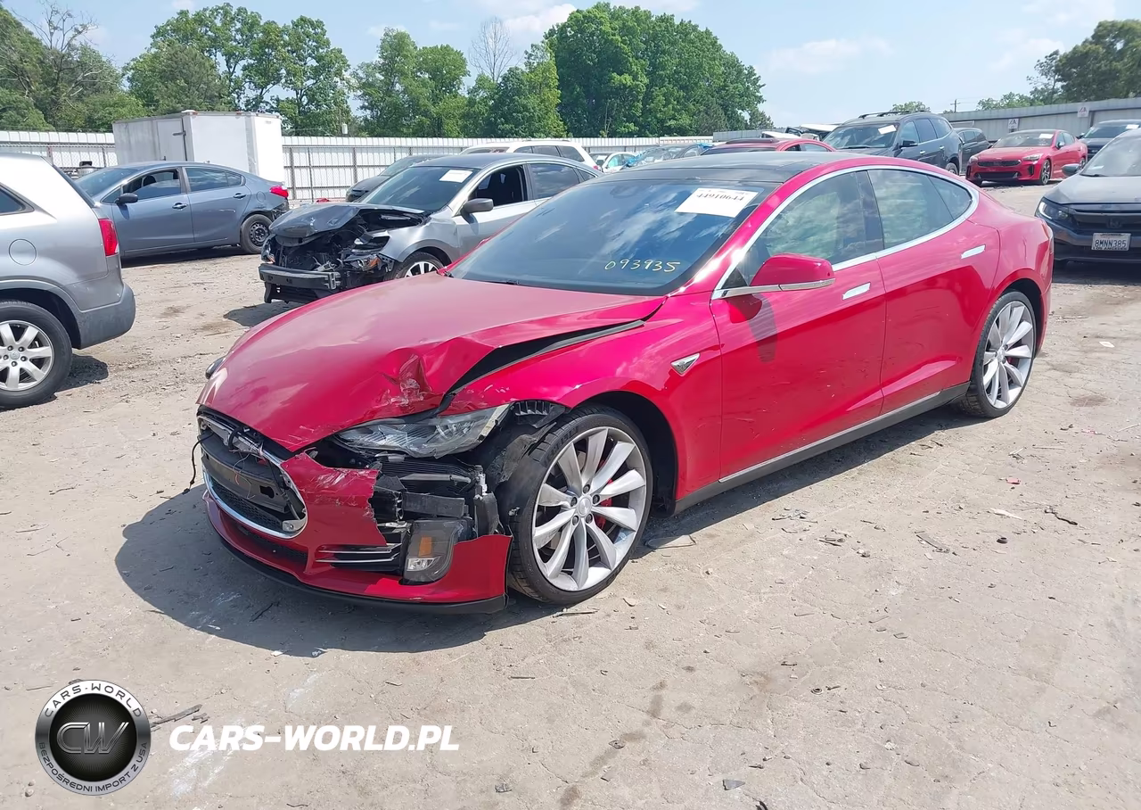 2015 Tesla Model S 85D-P85D VIN:5YJSA1H45FF093935 - 2