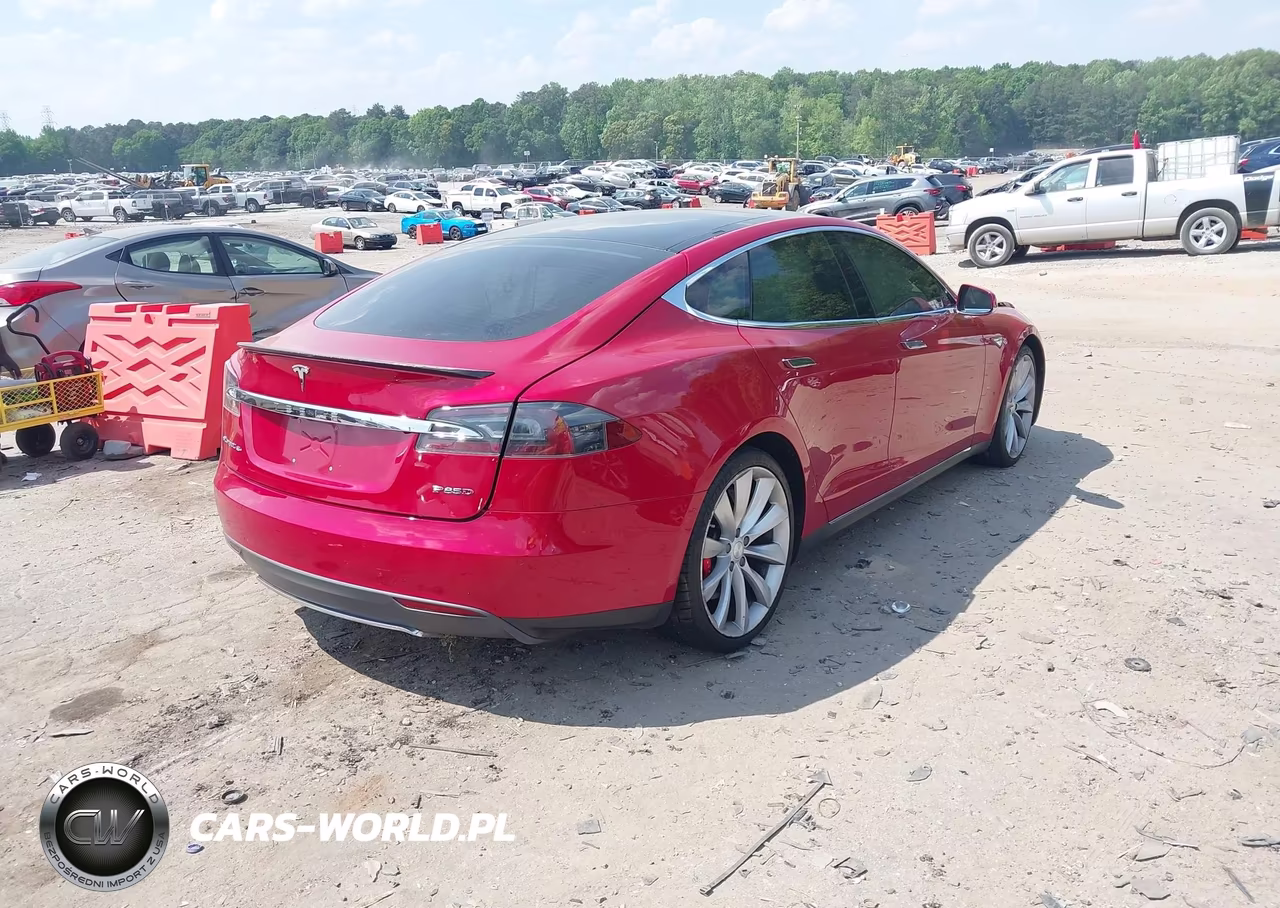 2015 Tesla Model S 85D-P85D VIN:5YJSA1H45FF093935 - 4