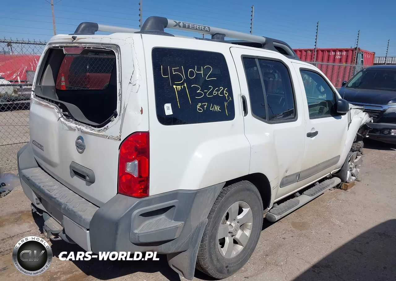 2013 Nissan Xterra S VIN:5N1AN0NW2DN810222 - 4