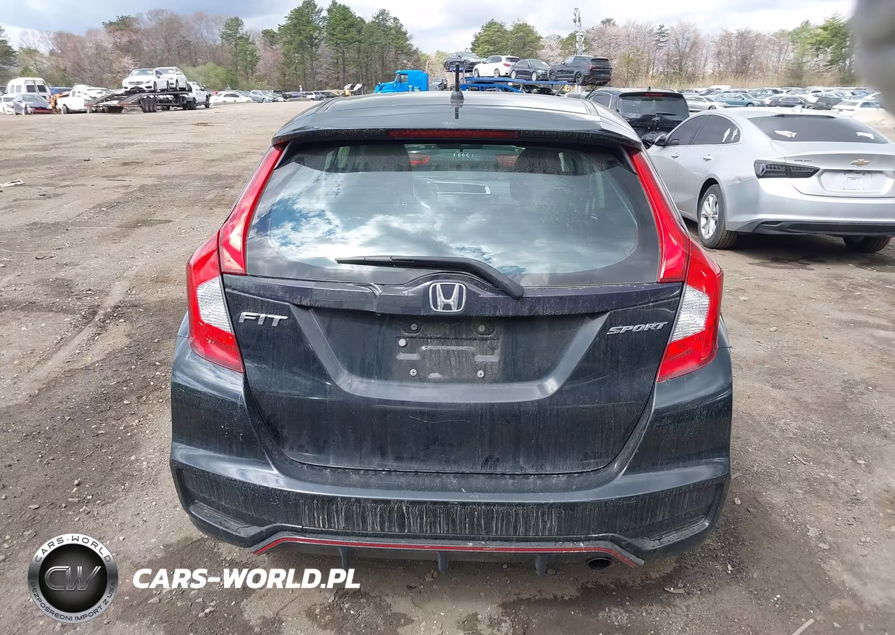 2018 Honda Fit Sport VIN:3HGGK5H62JM702173 - 16